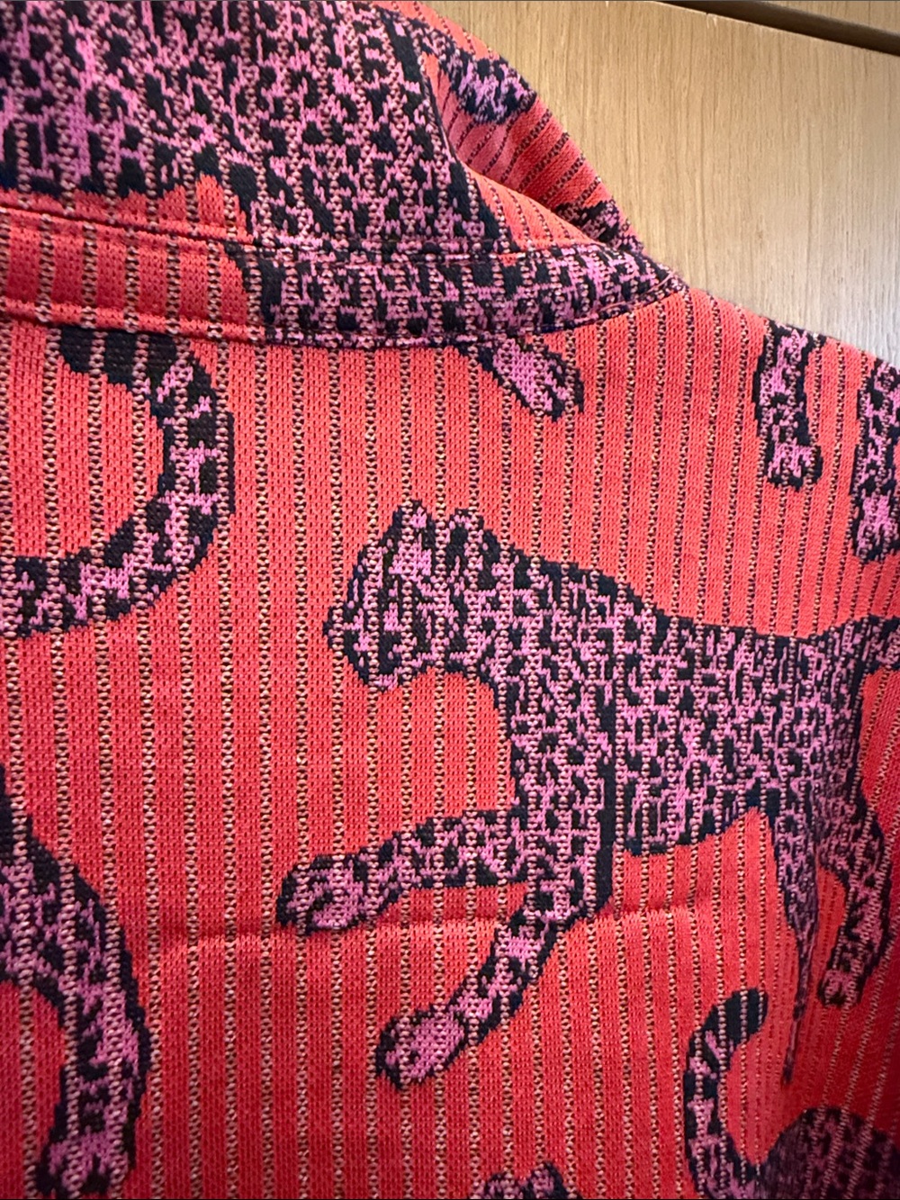 EMILY MCCARTHY Poppy Pullover- Leopard Jaguar Pullover Zippered Top Size Large - Picture 9 of 15